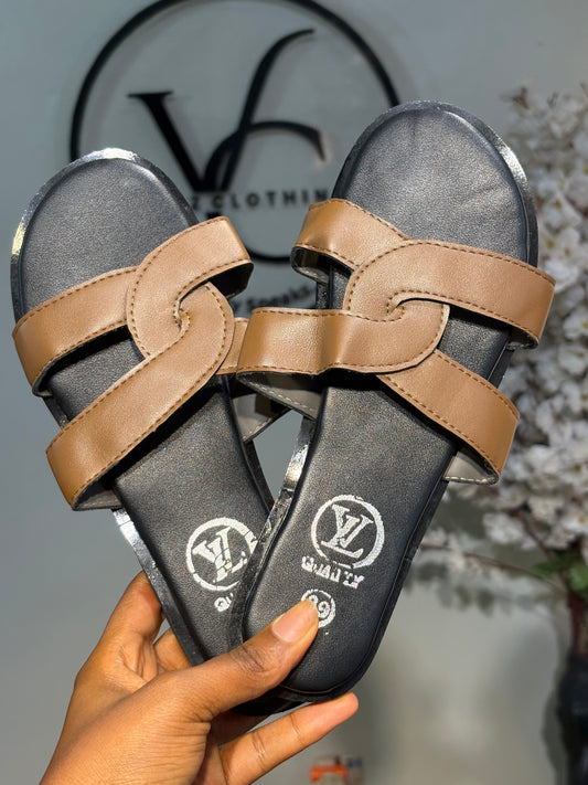 Channel Slippers 🌸